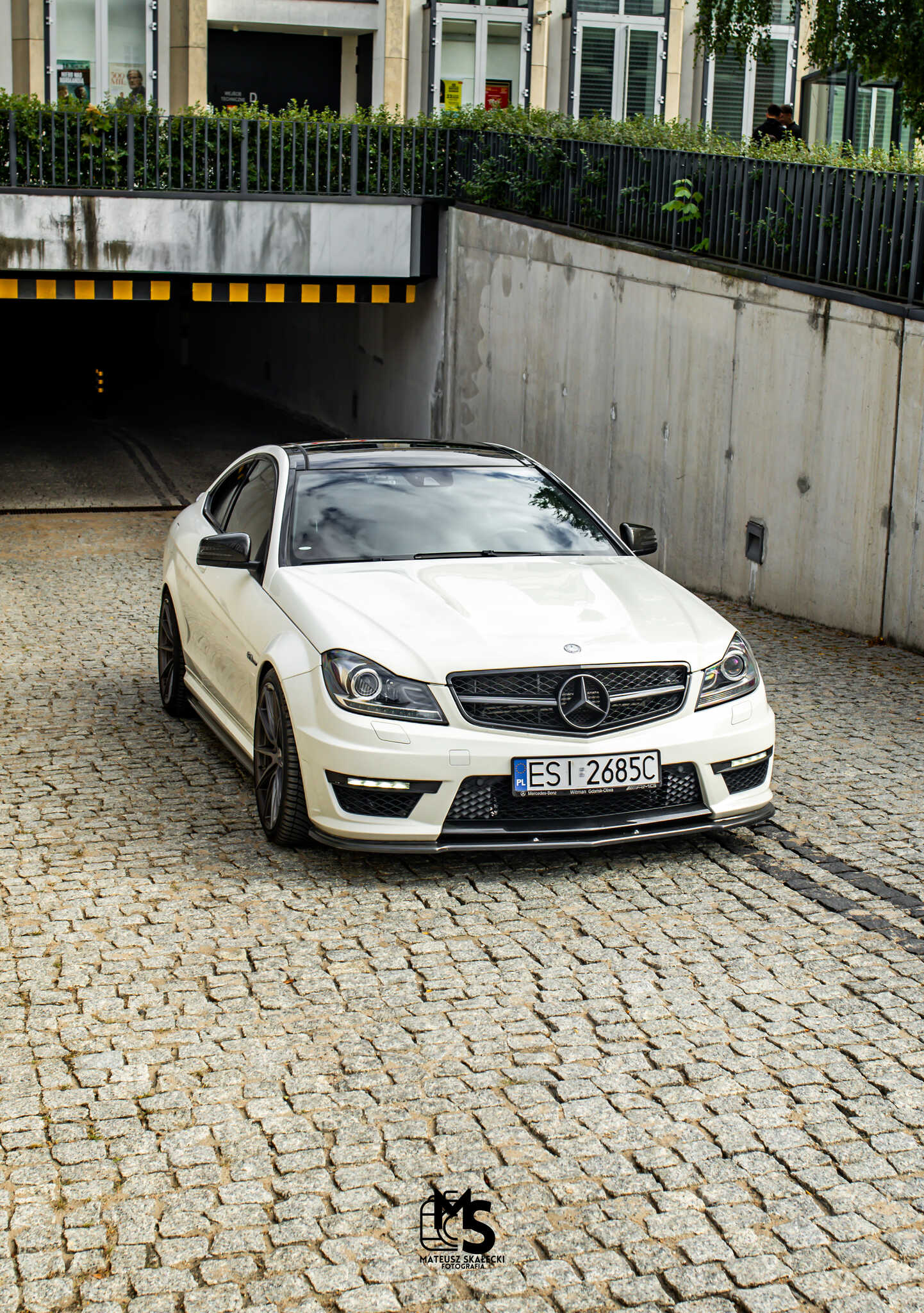 Mercedes C63 AMG, ujęcie nadwozia 2