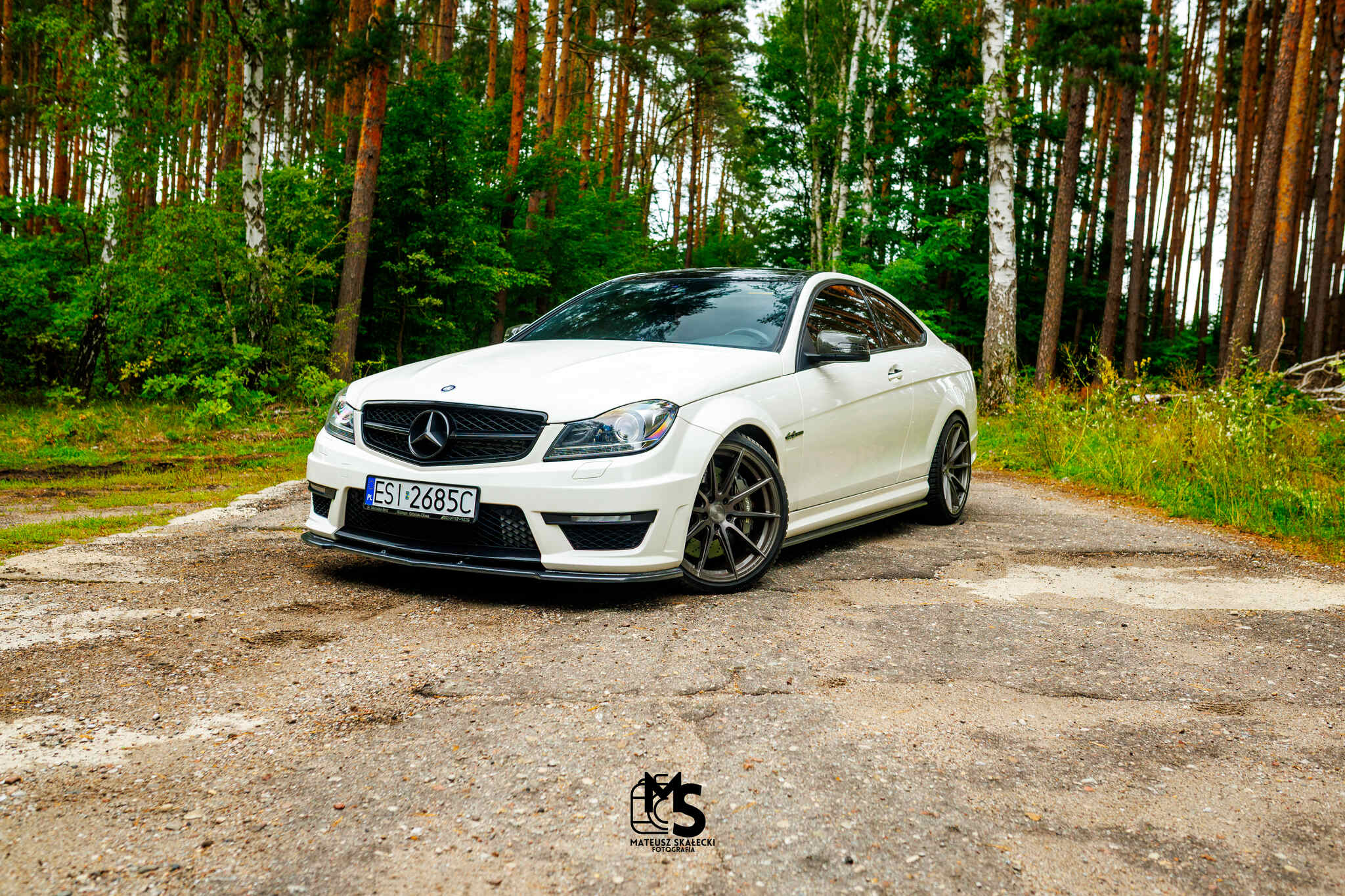 Mercedes C63 AMG Coupé, ujęcie nadwozia 1